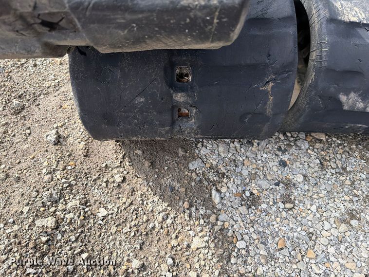 image for item EL1054 (3) rubber tracks