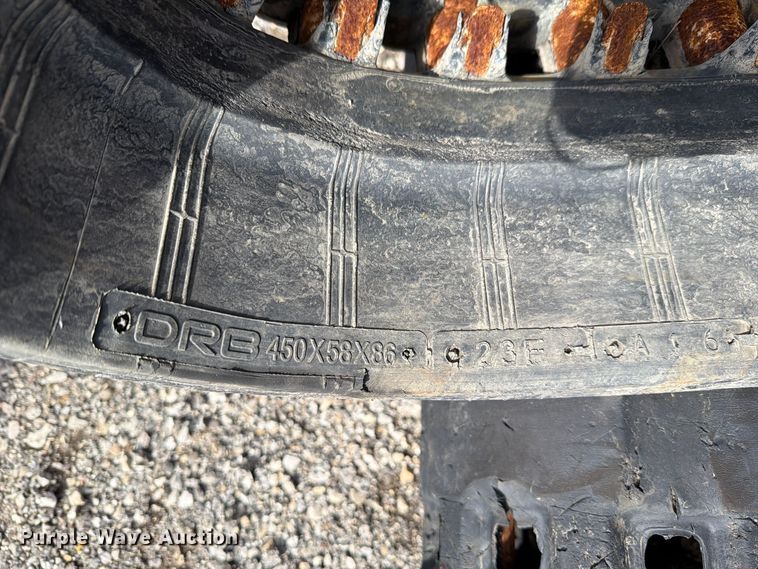 image for item EL1054 (3) rubber tracks