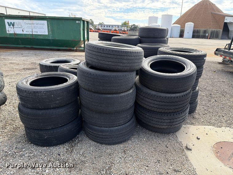 image for item EL1055 Approximately 85 tires