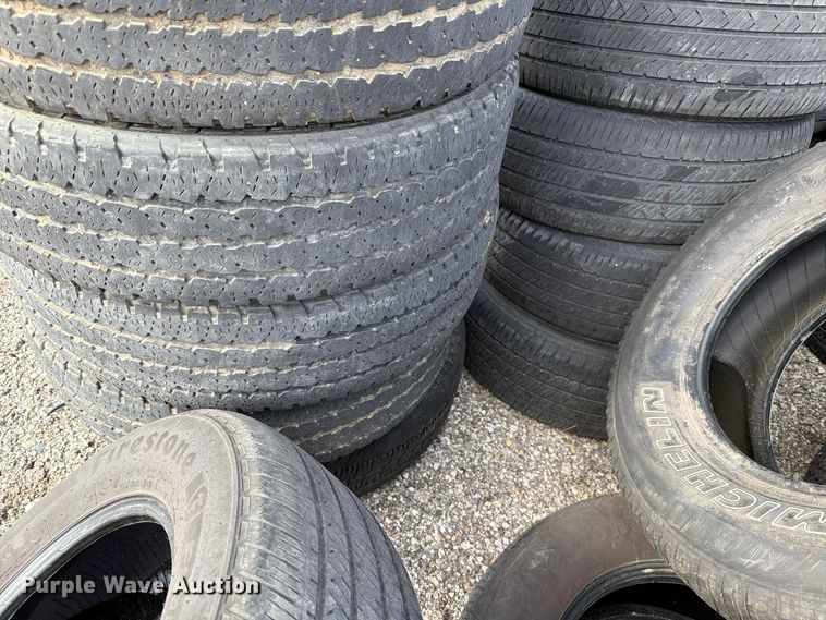 image for item EL1055 Approximately 85 tires