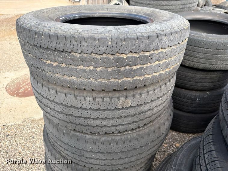 image for item EL1055 Approximately 85 tires