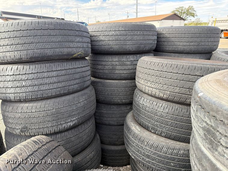 image for item EL1055 Approximately 85 tires