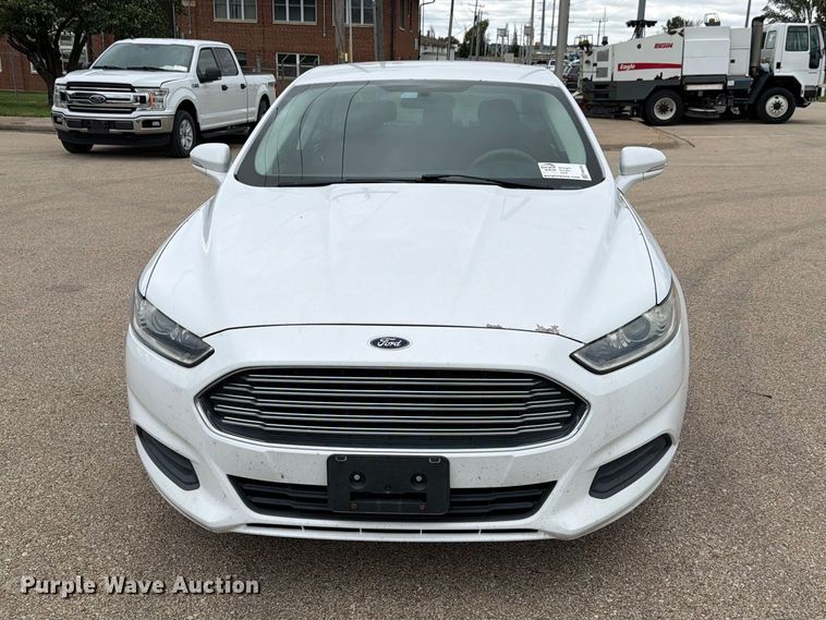 image for item FH6450 2014 Ford Fusion Hybrid SE 