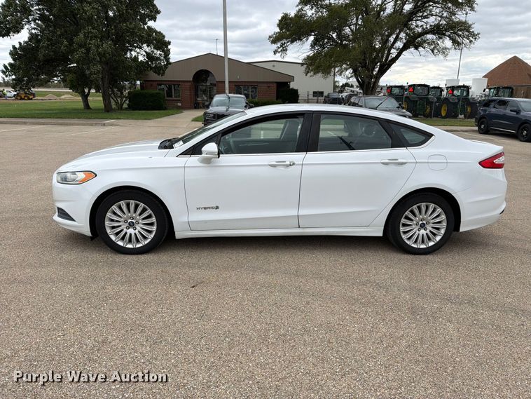 image for item FH6450 2014 Ford Fusion Hybrid SE 