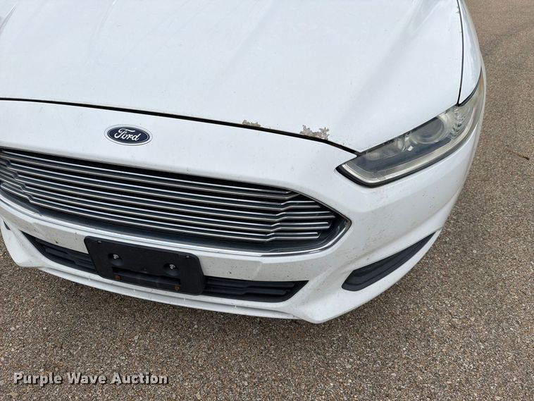 image for item FH6450 2014 Ford Fusion Hybrid SE 
