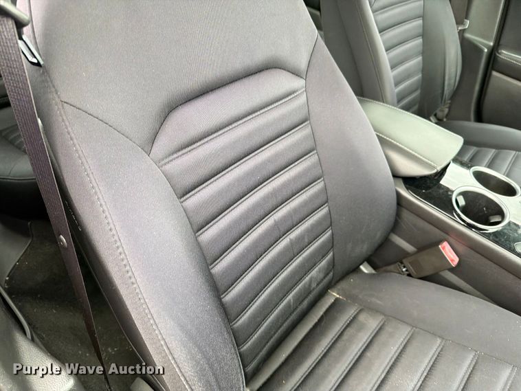image for item FH6450 2014 Ford Fusion Hybrid SE 