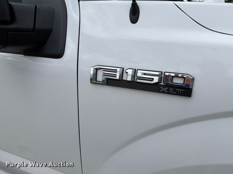 image for item FH6453 2020 Ford F150 XLT Crew Cab pickup truck