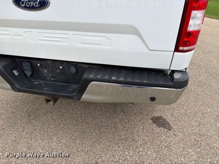 image for item FH6453 2020 Ford F150 XLT Crew Cab pickup truck