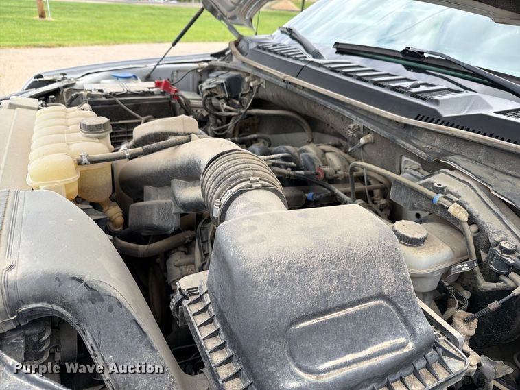 image for item FH6453 2020 Ford F150 XLT Crew Cab pickup truck