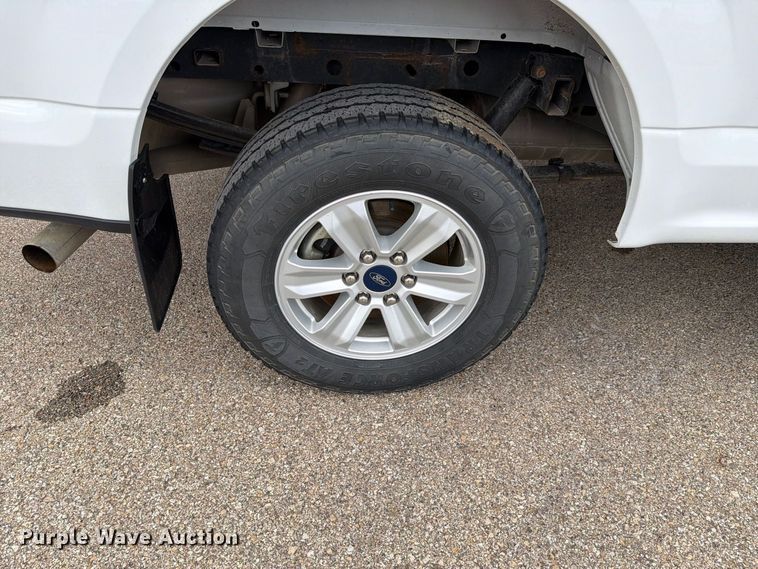 image for item FH6453 2020 Ford F150 XLT Crew Cab pickup truck