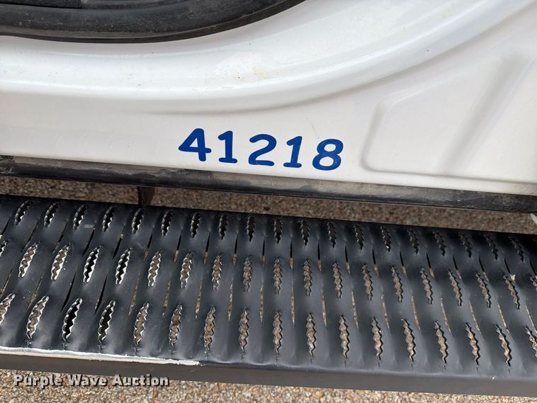 image for item FH6453 2020 Ford F150 XLT Crew Cab pickup truck