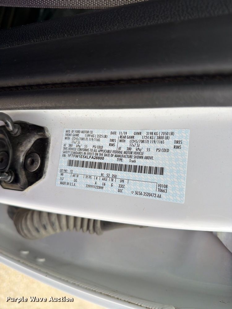 image for item FH6453 2020 Ford F150 XLT Crew Cab pickup truck