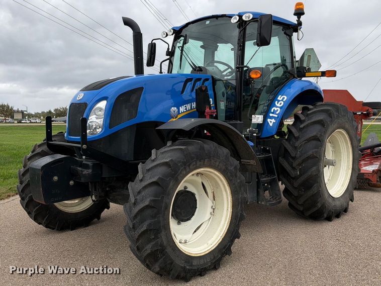 image for item FH6471 2020 New Holland TS6.110 MFWD tractor