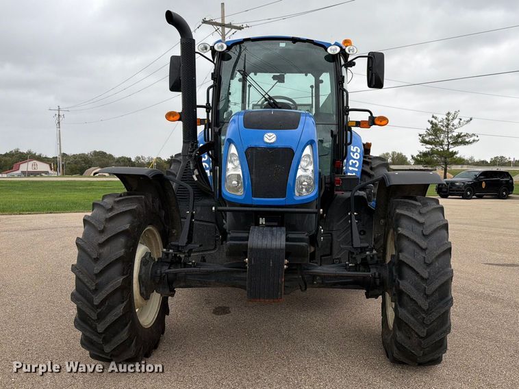 image for item FH6471 2020 New Holland TS6.110 MFWD tractor