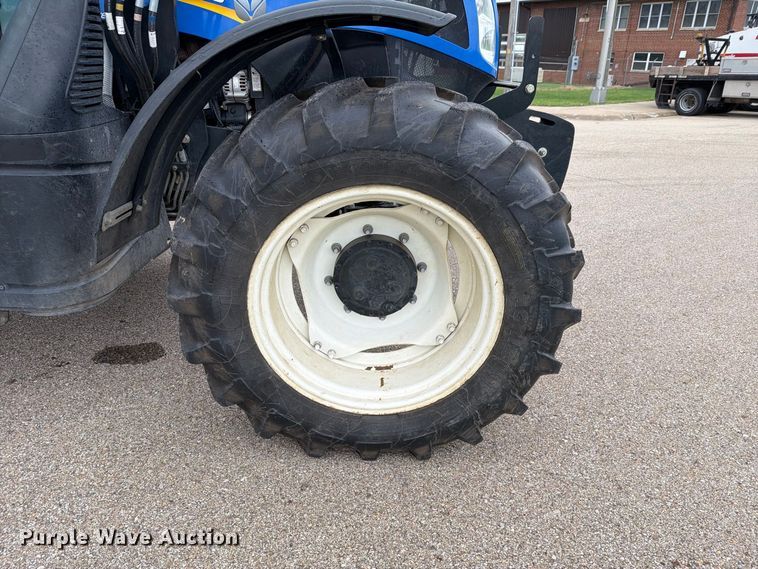 image for item FH6471 2020 New Holland TS6.110 MFWD tractor