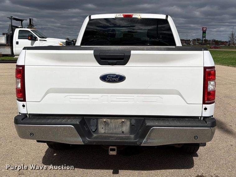 image for item FH6472 2020 Ford F150 XLT Crew Cab pickup truck