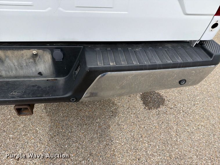image for item FH6472 2020 Ford F150 XLT Crew Cab pickup truck