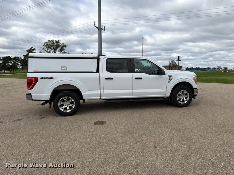 image for item FH6473 2022 Ford F150 XLT Crew Cab pickup truck