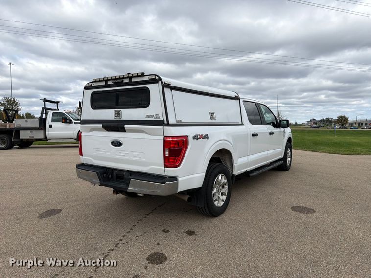 image for item FH6473 2022 Ford F150 XLT Crew Cab pickup truck