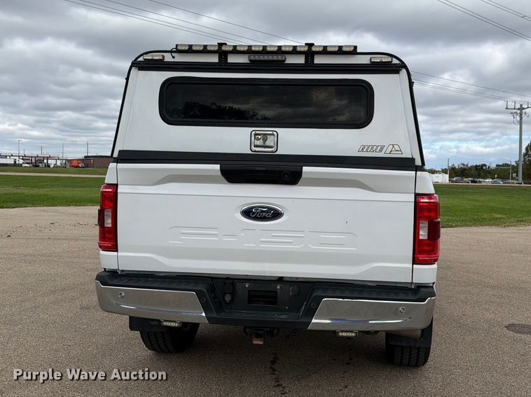 image for item FH6473 2022 Ford F150 XLT Crew Cab pickup truck