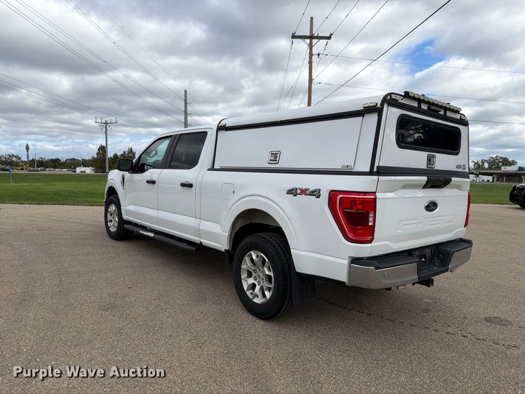 image for item FH6473 2022 Ford F150 XLT Crew Cab pickup truck