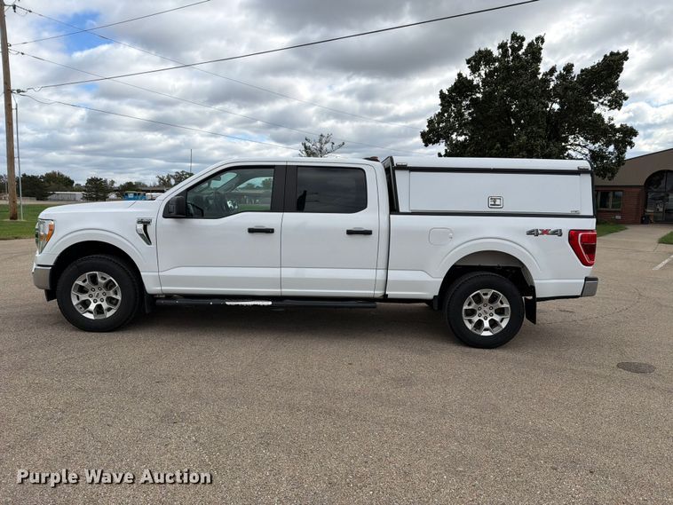 image for item FH6473 2022 Ford F150 XLT Crew Cab pickup truck