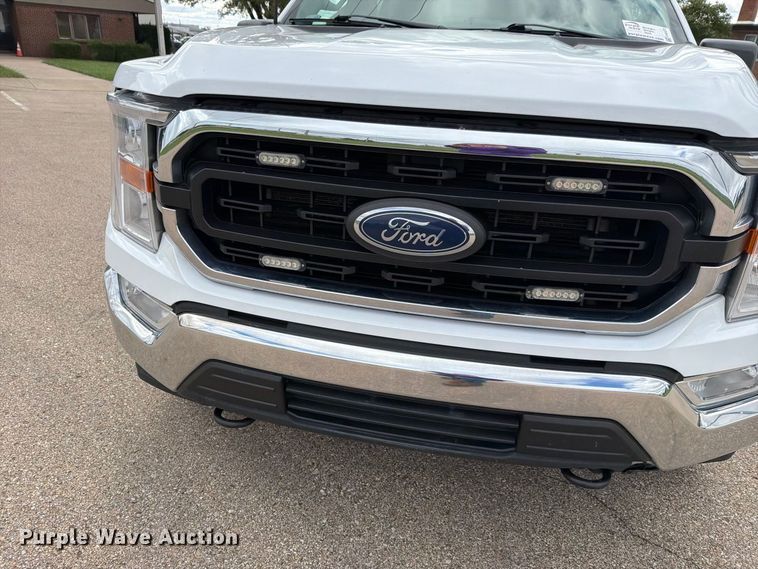 image for item FH6473 2022 Ford F150 XLT Crew Cab pickup truck