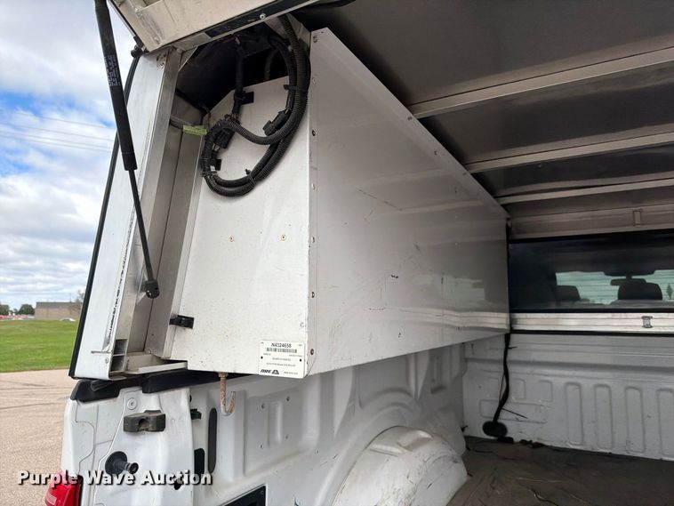image for item FH6473 2022 Ford F150 XLT Crew Cab pickup truck