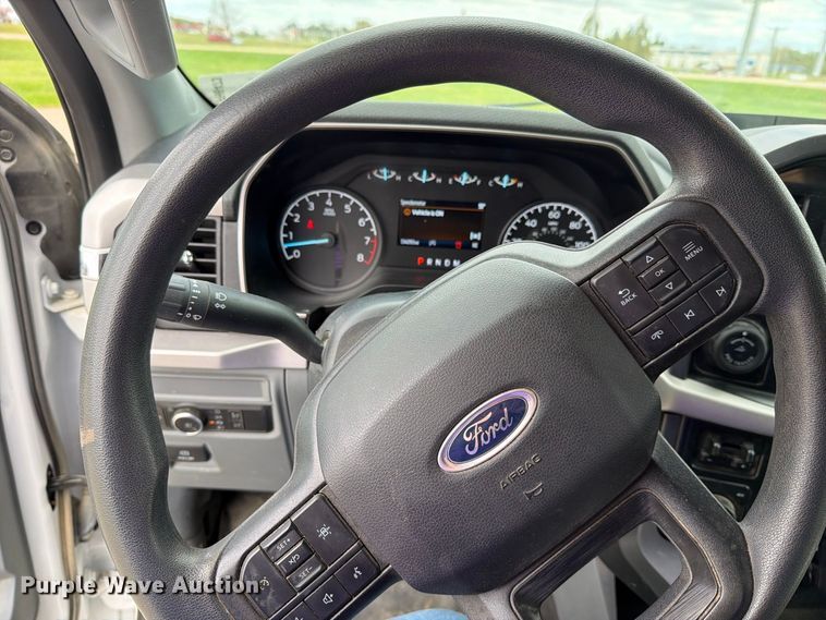image for item FH6473 2022 Ford F150 XLT Crew Cab pickup truck