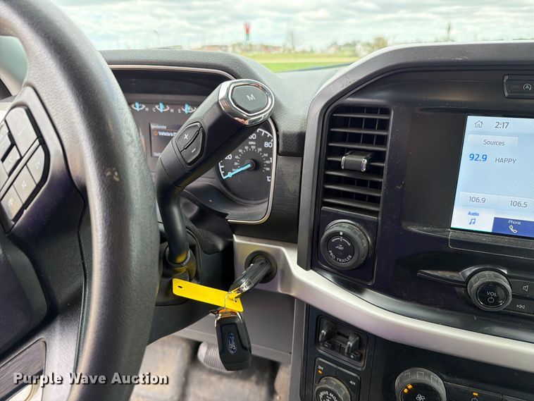 image for item FH6473 2022 Ford F150 XLT Crew Cab pickup truck