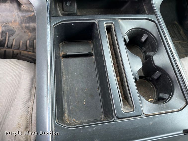 image for item FH6473 2022 Ford F150 XLT Crew Cab pickup truck