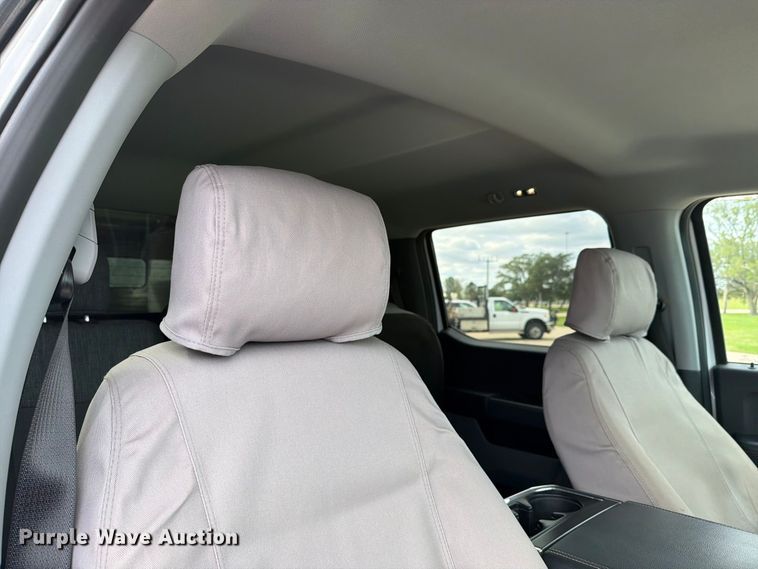 image for item FH6473 2022 Ford F150 XLT Crew Cab pickup truck