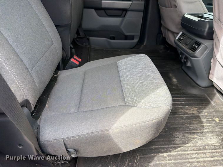 image for item FH6473 2022 Ford F150 XLT Crew Cab pickup truck