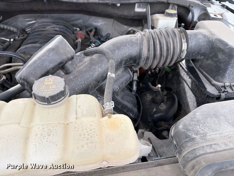 image for item FH6473 2022 Ford F150 XLT Crew Cab pickup truck