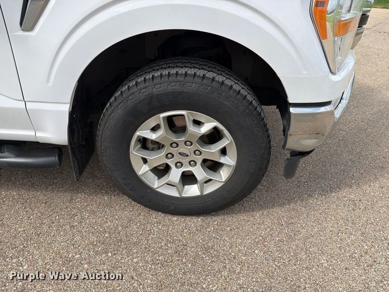 image for item FH6473 2022 Ford F150 XLT Crew Cab pickup truck