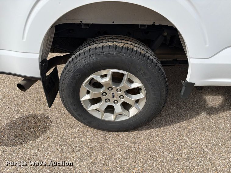 image for item FH6473 2022 Ford F150 XLT Crew Cab pickup truck