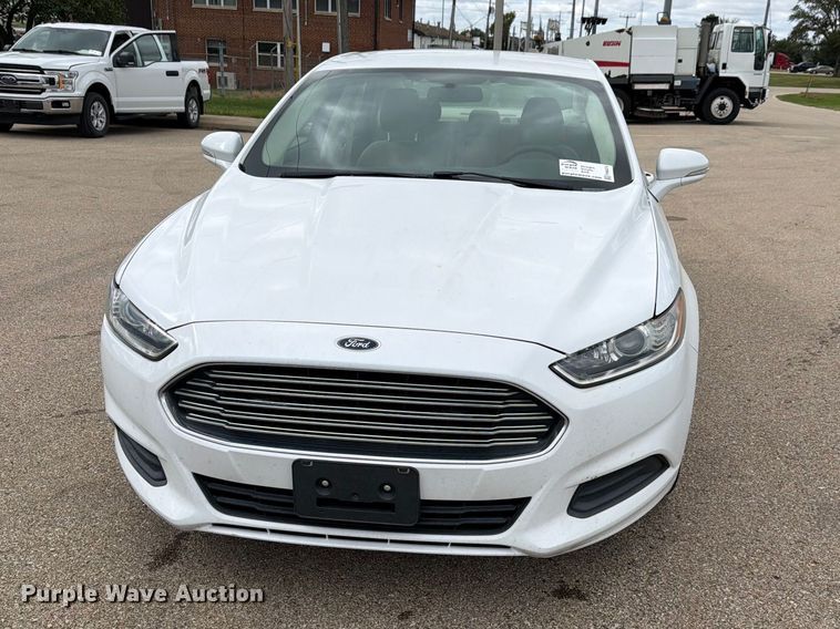 image for item FH6474 2016 Ford Fusion Hybrid SE 