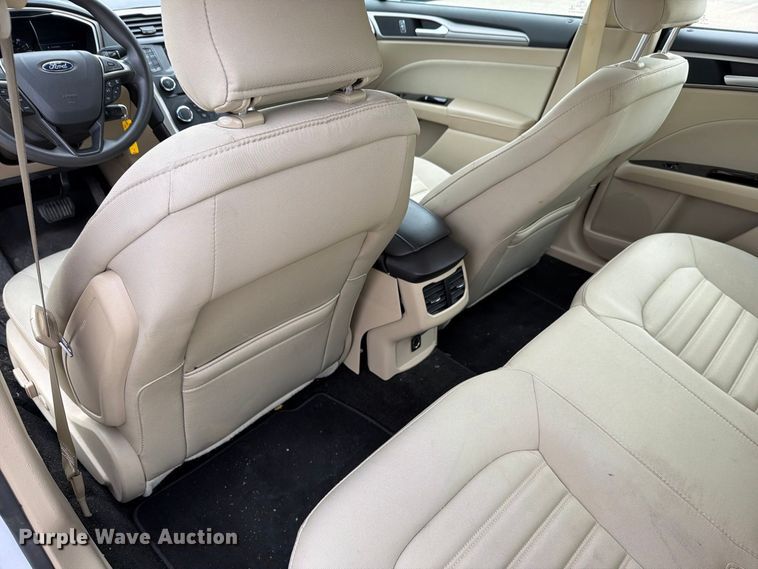 image for item FH6474 2016 Ford Fusion Hybrid SE 