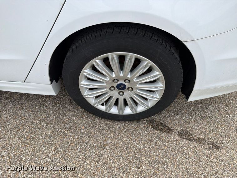 image for item FH6474 2016 Ford Fusion Hybrid SE 