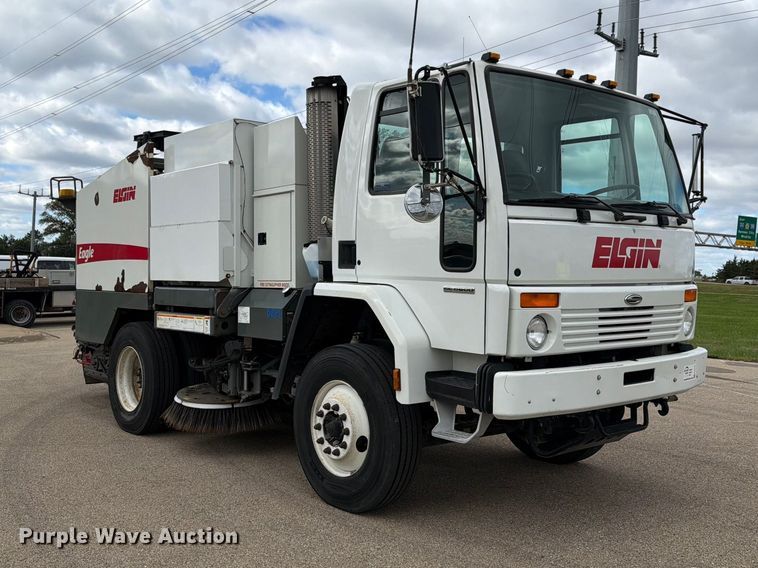 2006 Sterling SC8000