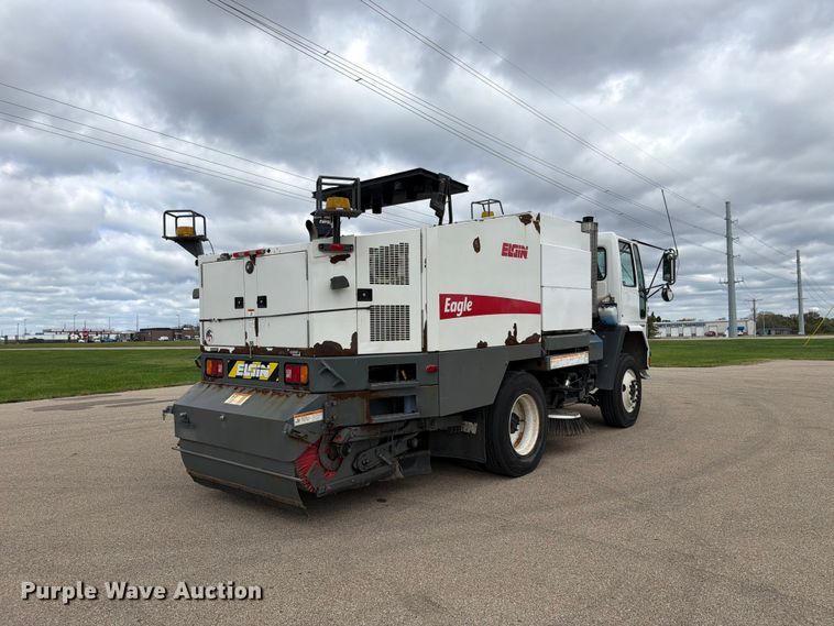 2006 Sterling SC8000