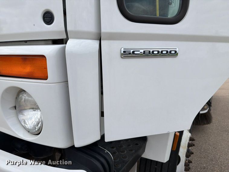 2006 Sterling SC8000