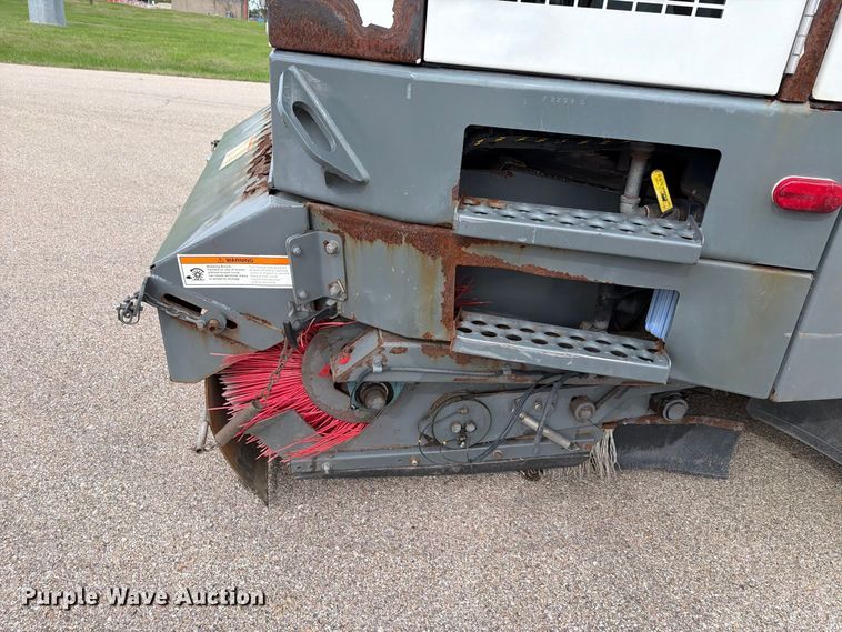 2006 Sterling SC8000