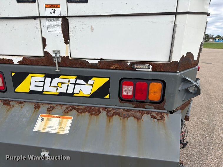 2006 Sterling SC8000