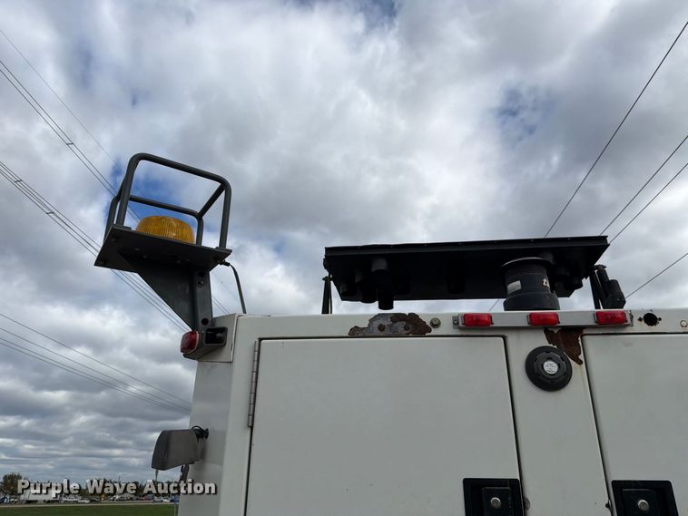 2006 Sterling SC8000