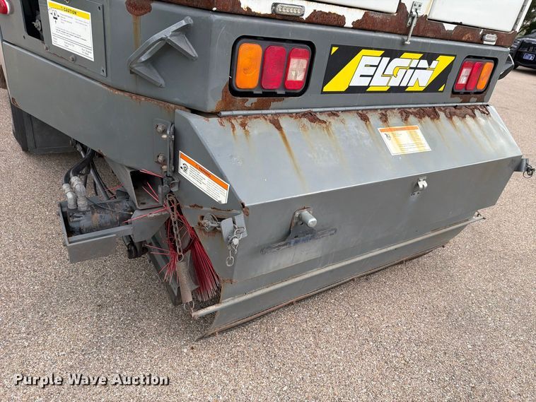 2006 Sterling SC8000