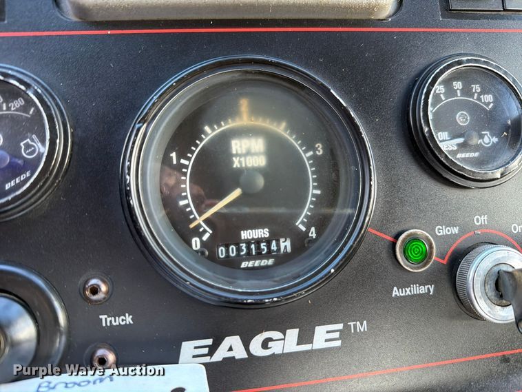 2006 Sterling SC8000