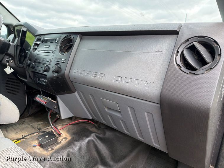 2012 Ford F350 XL SUPER DUTY