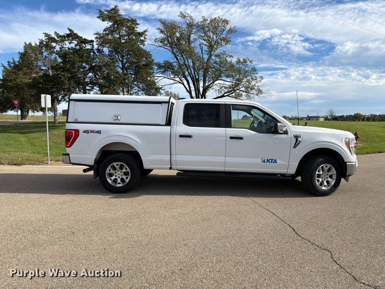 image for item FH6479 2022 Ford F150 XLT Crew Cab pickup truck