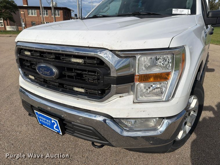 image for item FH6479 2022 Ford F150 XLT Crew Cab pickup truck